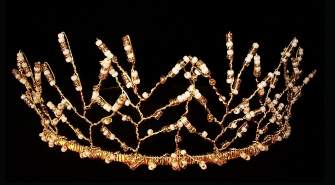 Iridescent gold & ivory filigree